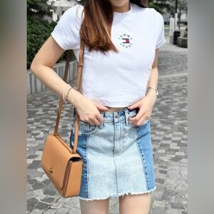 New A&F Natural Rise Two-tone Distressing Raw Hem denim mini skirt